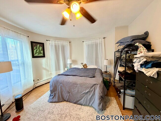 Foto del edificio - 1526 Tremont St