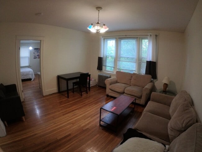 CHECK OUT THIS NICE 3 BED IN BROOKLINE!!! - CHECK OUT THIS NICE 3 BED IN BROOKLINE!!! Apartment
