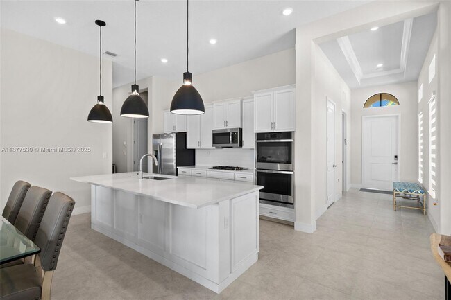 Foto del edificio - 7612 Knight St