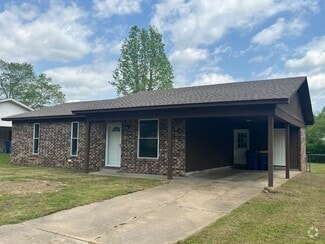 Building Photo - 23 Pheasant Run Dr