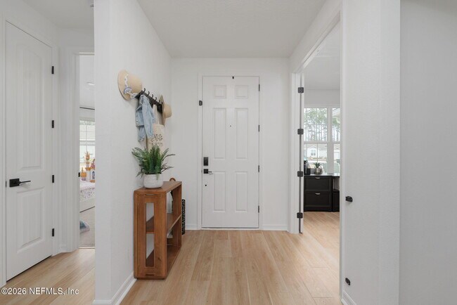 Building Photo - 12464 Clapboard Blf Trl
