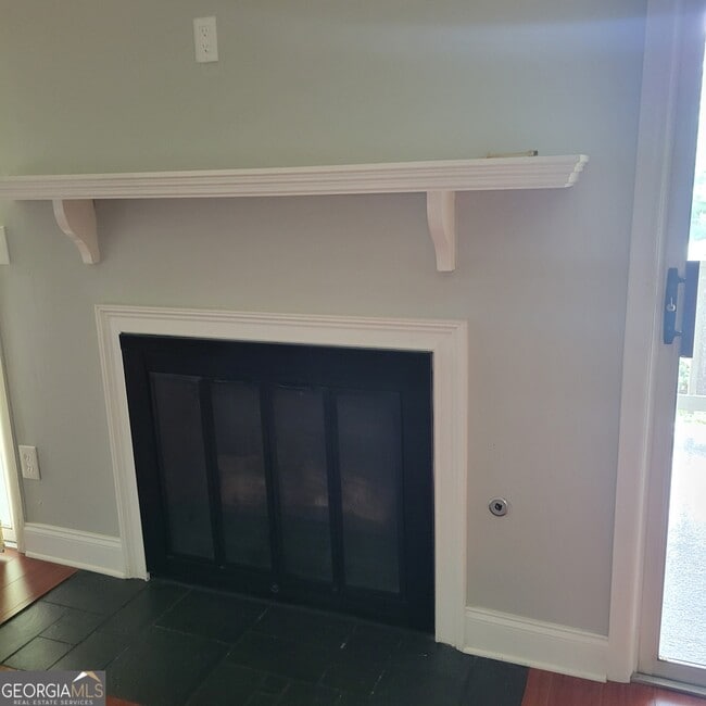 Building Photo - 62 Rumson Ct