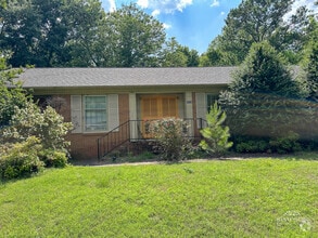 Building Photo - 6716 Windyrush Rd