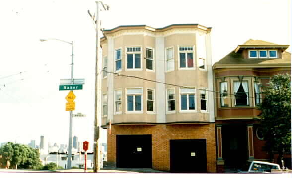 Building Photo - 1995 Turk St