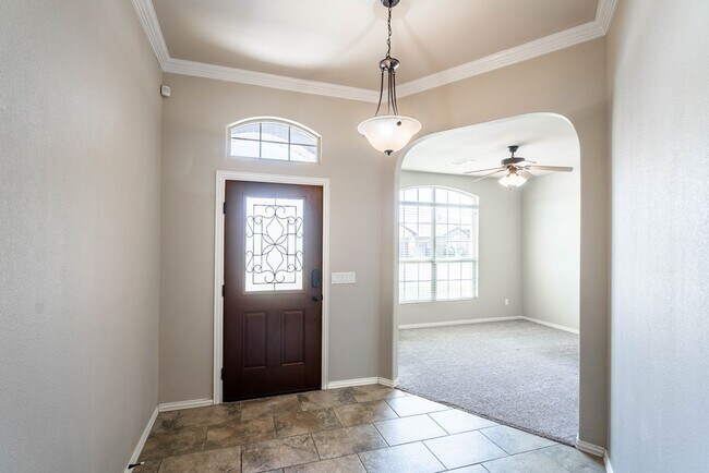 Foto del edificio - 6969 King Ranch Rd