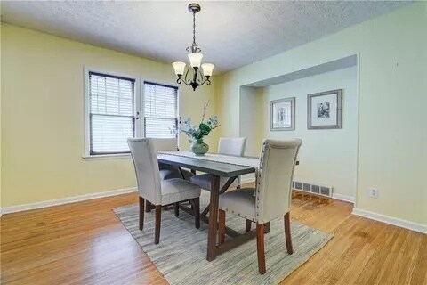 Foto del edificio - 52 Edgemont Rd