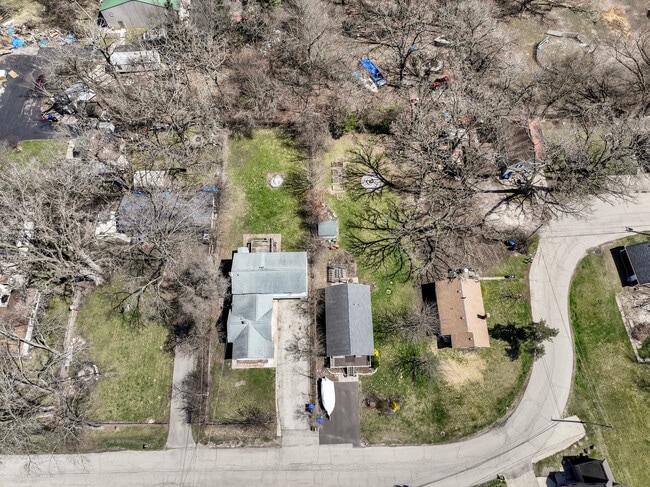 Building Photo - 2916 Oakwood Ave