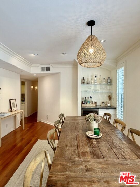 Foto del edificio - 410 N Oakhurst Dr