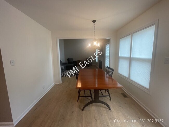 Foto del edificio - Move In Special 1/2 Off Rent