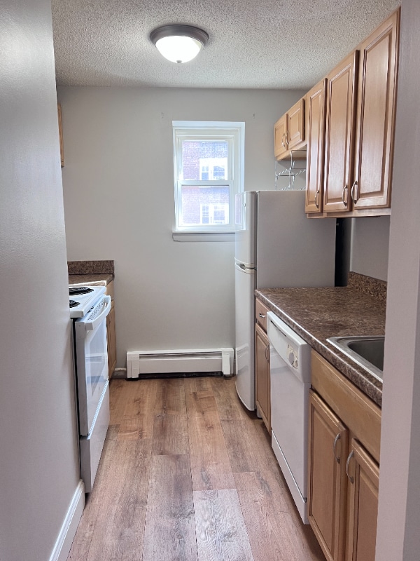 Photo - 154 High St Apartment