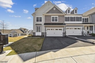 Building Photo - 15 Juniper Ct