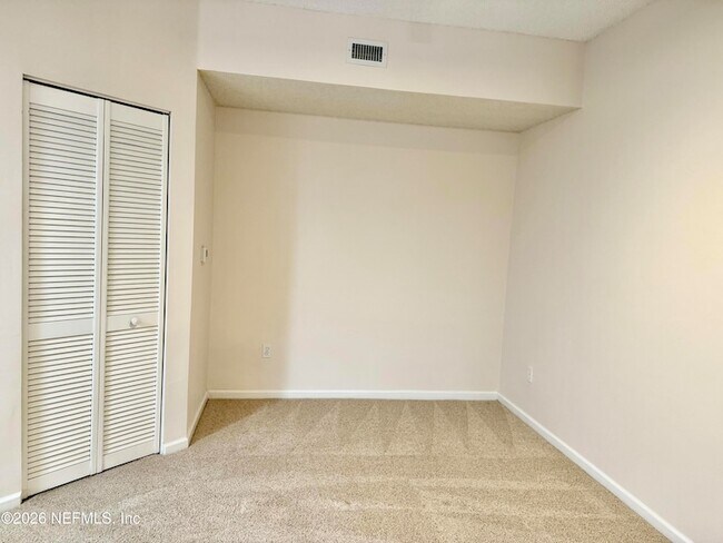 Foto del edificio - 4035 Grande Vista Blvd