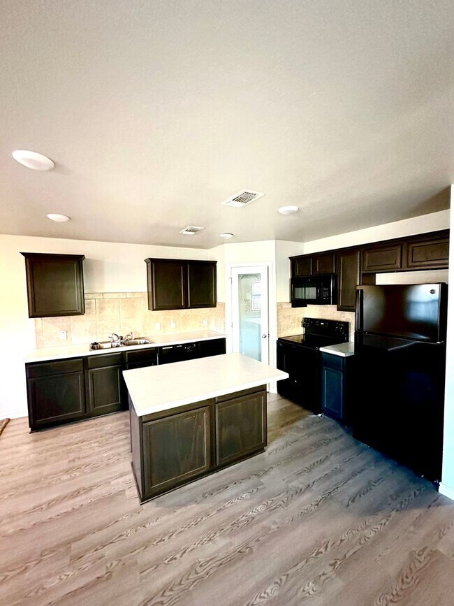 Foto del edificio - 2205 Martin Luther King Jr Blvd