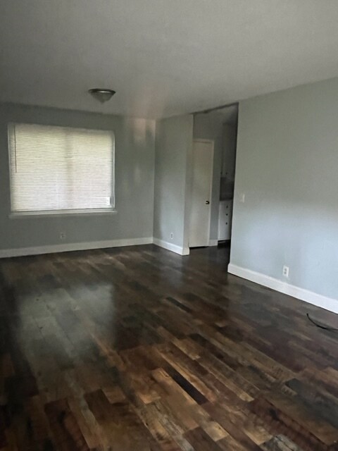Foto del edificio - 350 Cross Timbers Dr