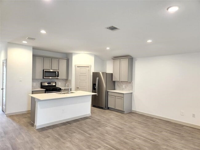 Foto del edificio - 318 Serena Pk Ln