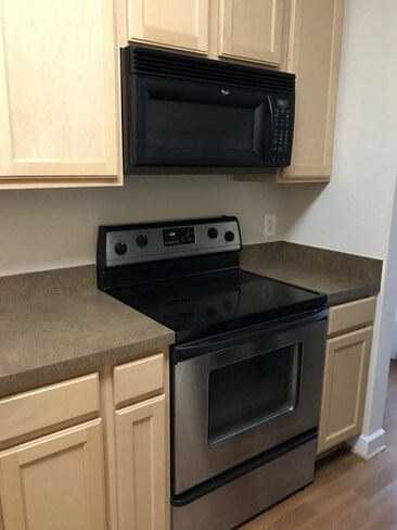 Foto del edificio - 42530 Mayflower Terrace