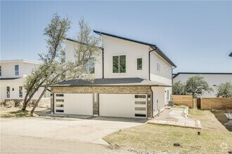 Building Photo - 5707 Thunderbird St