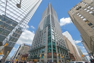 Building Photo - 311-4311 Bay St.