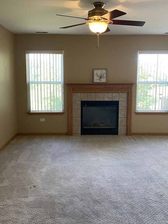Building Photo - 13922 S Bristlecone Dr