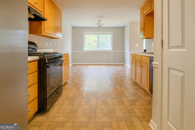 Building Photo - 8596 Guthrie Dr