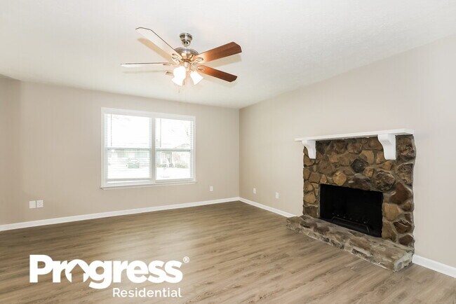 Building Photo - 1316 Candlelite Ln