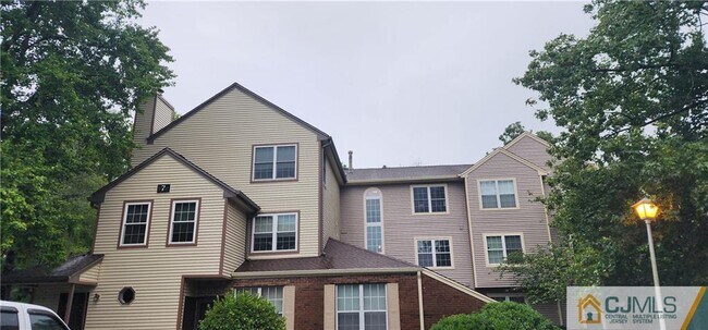 Building Photo - 2162 Ash Ct