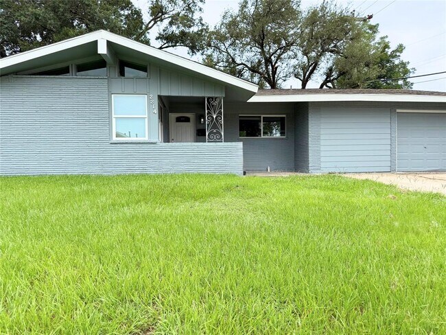 Foto del edificio - 2214 Marlen Ave