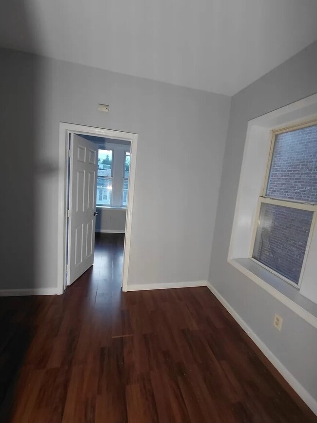 3 Bedrooms at 78 Boylan St #2F, Newark NJ — photo 7