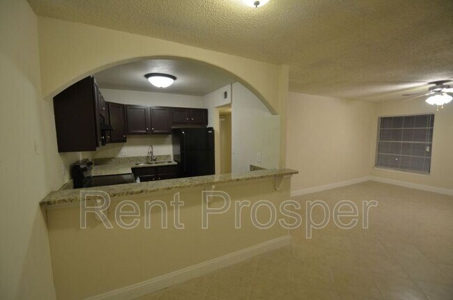 Foto del edificio - 7614 Forest City Rd