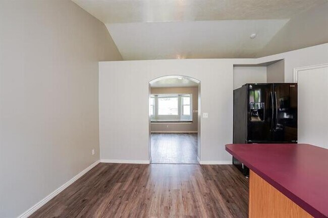 Foto del edificio - 1026 N Gramercy Ave, Ogden, UT, 84404