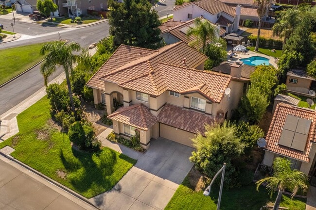 Foto del edificio - 5742 W Palo Alto Ave