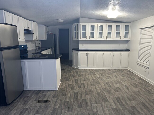 Foto del edificio - 11018 Pine Desert Ln