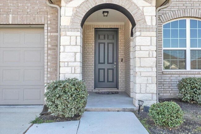 Building Photo - 19321 Hartwell Dr