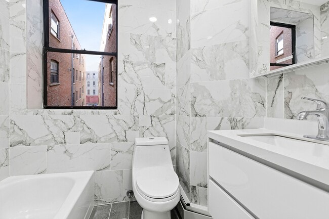 Foto del edificio - 441 W 151st St