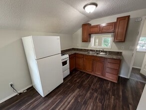 Building Photo - 409 E Campbell Ave