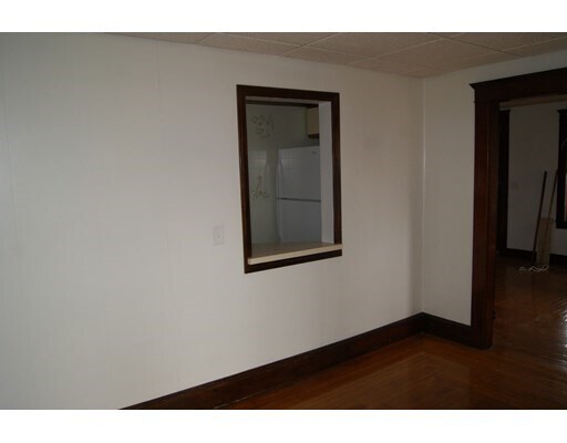 Foto del edificio - 27 Garfield Ave