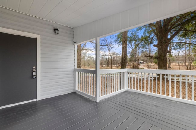 Building Photo - 44 Whitetail Rd