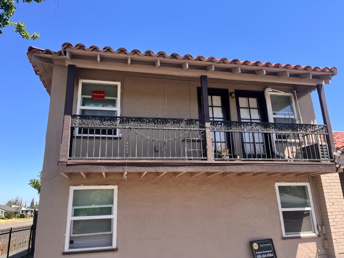 Foto principal - 640 W McKinley Ave