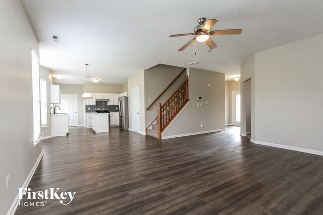 Foto del edificio - 5859 Mill Oak Dr