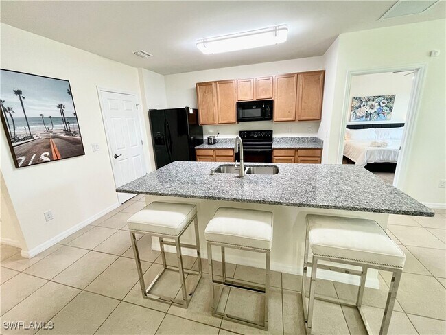 Foto del edificio - 604 SW 26th St