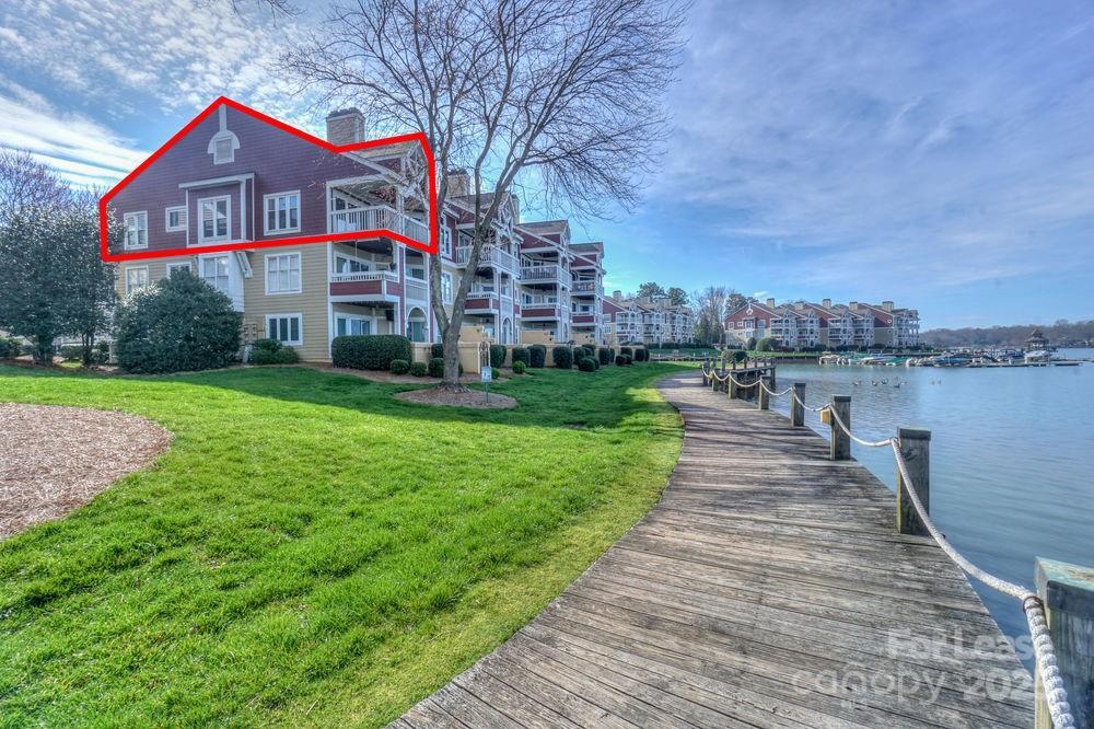Foto principal - 872 Southwest Dr