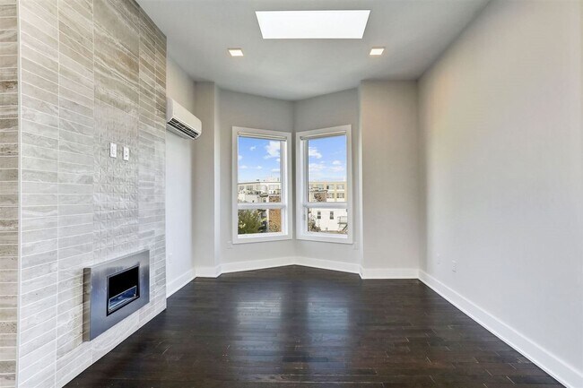 Foto del edificio - 367 2nd St