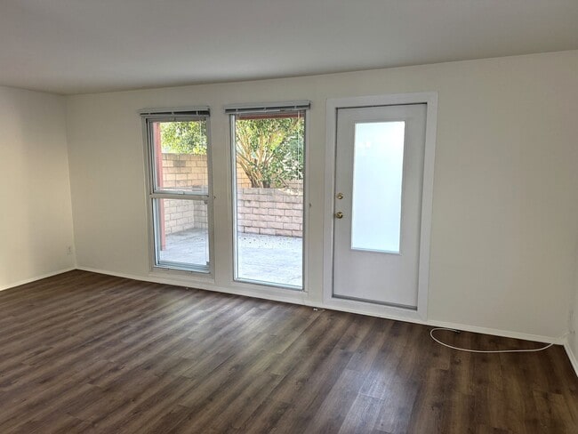 Foto del edificio - Rees