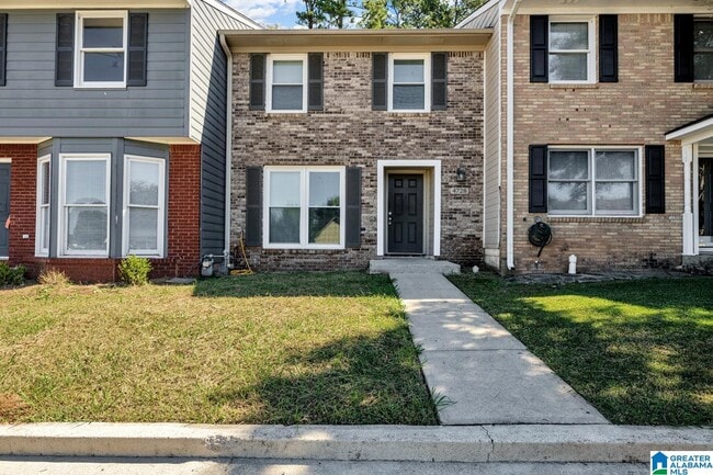 Foto del edificio - 4728 Cheshire Cir