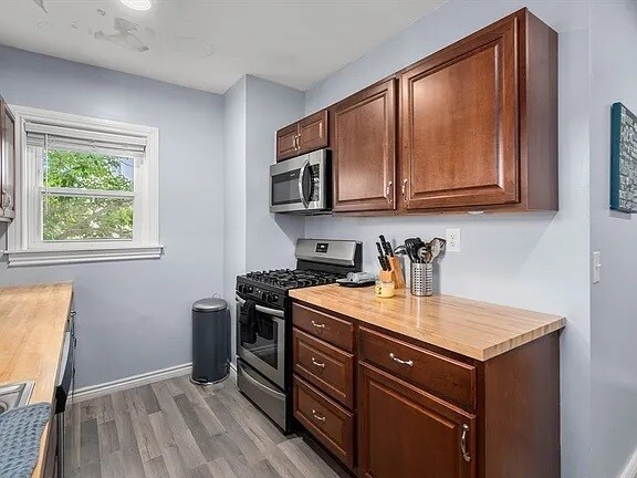 Foto del edificio - 51 Wallingford Rd