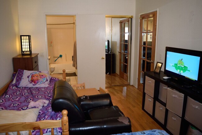 Foto del edificio - Oxnard Condominium 1 Bedroom 1 Bathroom pr...