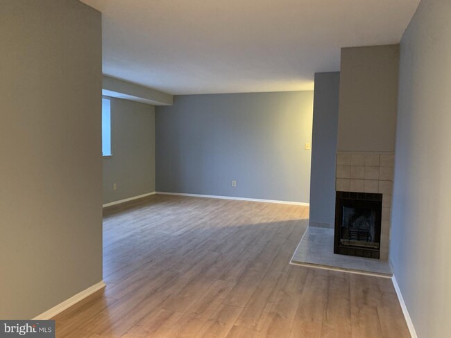 Building Photo - 11914 Tarragon Rd