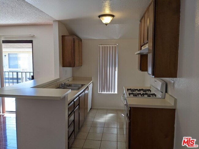 Foto del edificio - 16881 Hoskins Lane