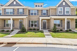 Building Photo - 5605 Stafford Rd