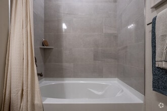 2BR, 2BA - 1064 SF - Birchway Perry Road